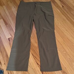 Eddie Bauer Women's Olive Trousers